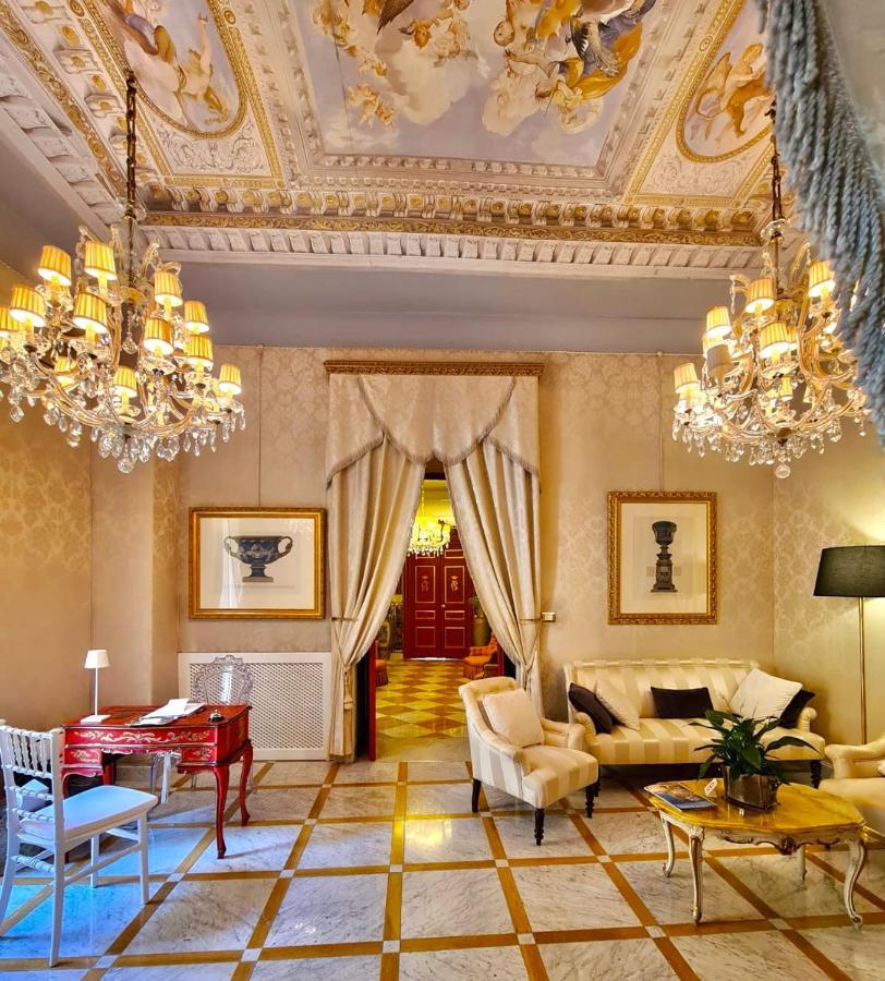 Palazzo Cherubini - Wellness e Spa Rossano Exterior foto
